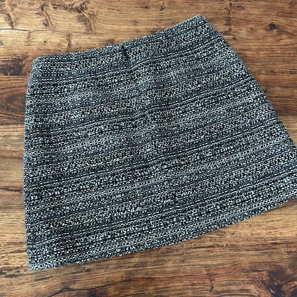 Tory Burch Ada Tweed Grey Metallic Thread Mini Skirt Sz6